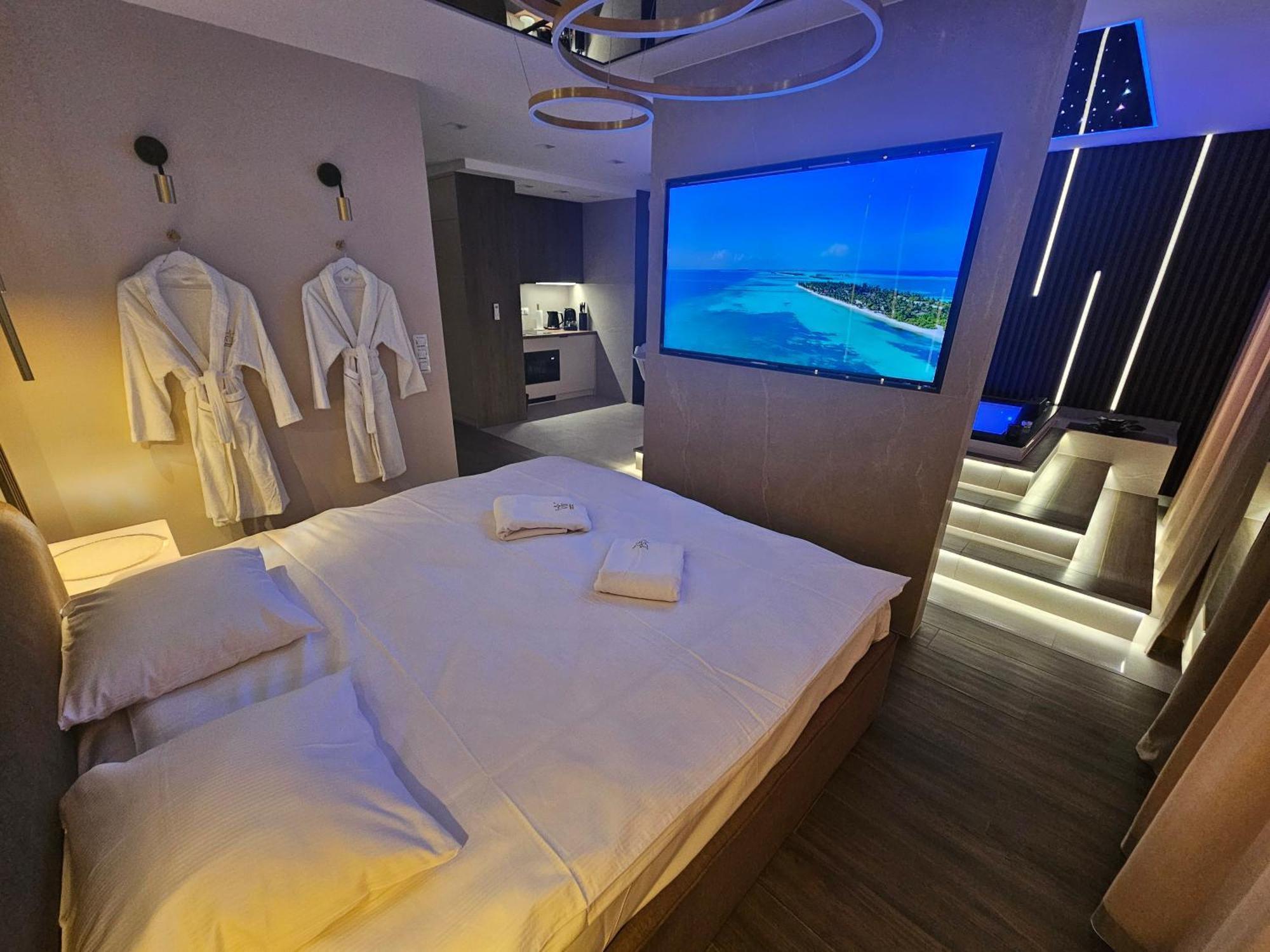 Masarska 8 Vip Apartamenty Jacuzzi Krasków Eksteriør bilde